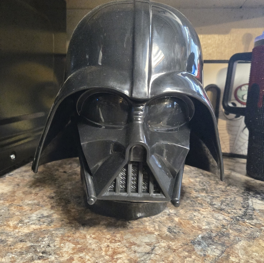 Darth Vader Popcorn Bucket